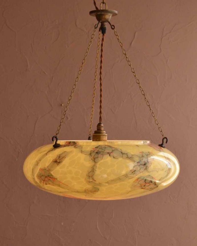 シャンデリア　照明・ライティング　マーブル模様が美しい英国輸入のアンティークハンギングボウル（Ｅ26球付） 。。(k-3767-z)