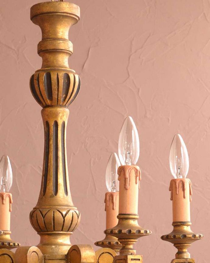 木製のシャンデリア