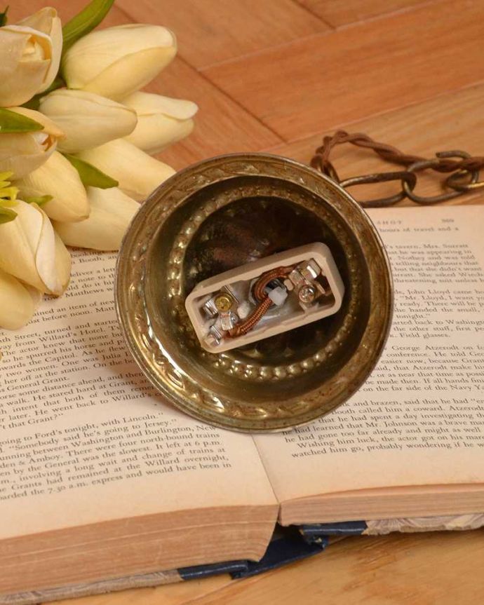 引っ掛けタイプの照明器具