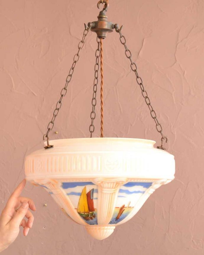 シャンデリア　アンティーク家具　ヨットが描かれた珍しいデザイン、アンティークのハンギングボウル（E26球付）。。(k-3780-z)