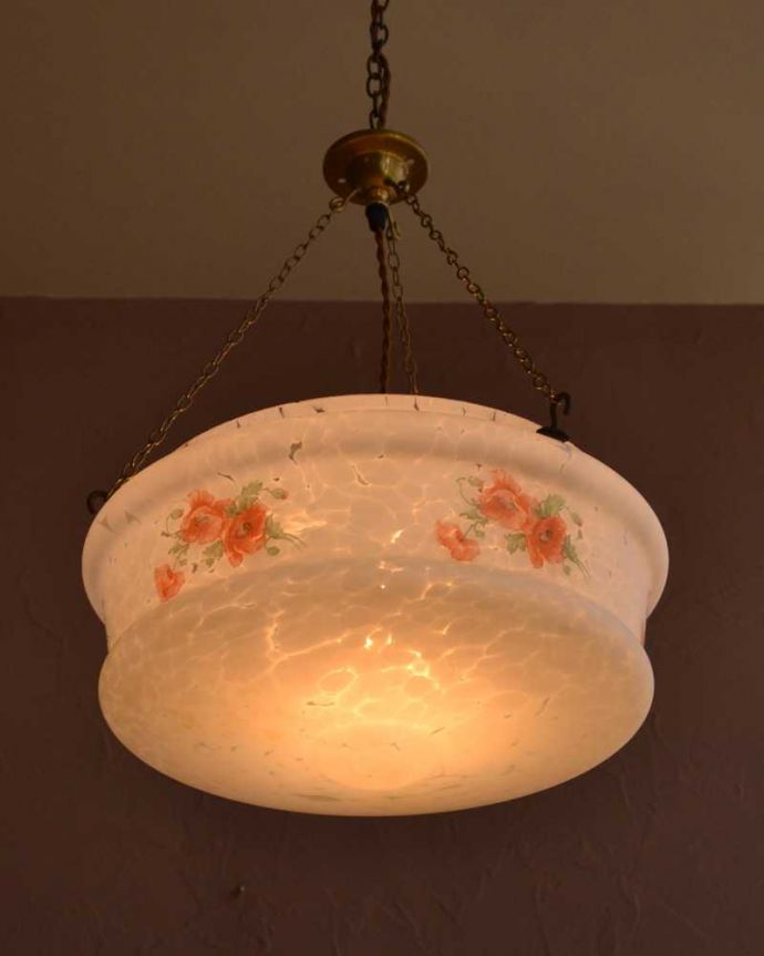 アンティーク照明の美しい灯り