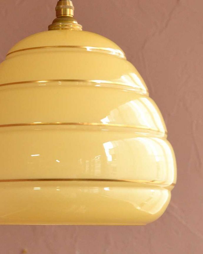 ペンダントライト　照明・ライティング　お部屋を温かく照らすアンティークガラス、シェード(コード・シャンデリア電球・ギャラリーなし)。。(k-3799-z)