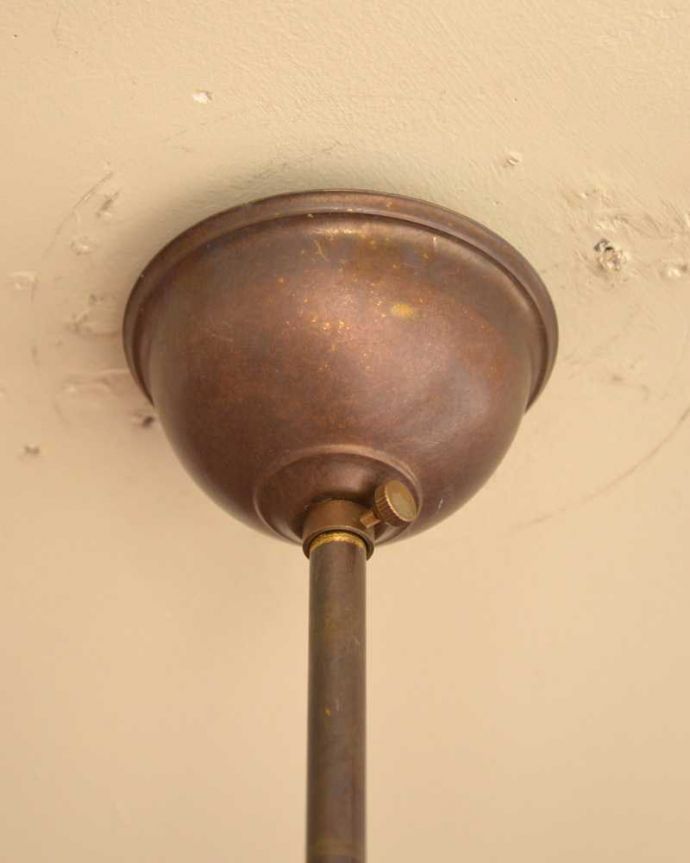 シャンデリア　照明・ライティング　お花模様が描かれたイギリスアンティークのハンギングボウル(Ｅ26球付き)。カバーも付いています。(k-3808-z)