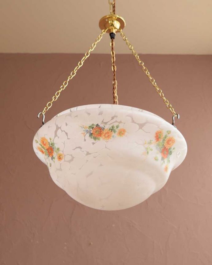 シャンデリア　照明・ライティング　ガラスの模様が浮かびあがるアンティークハンギングボウル（E26球付）。。(k-3927-z)