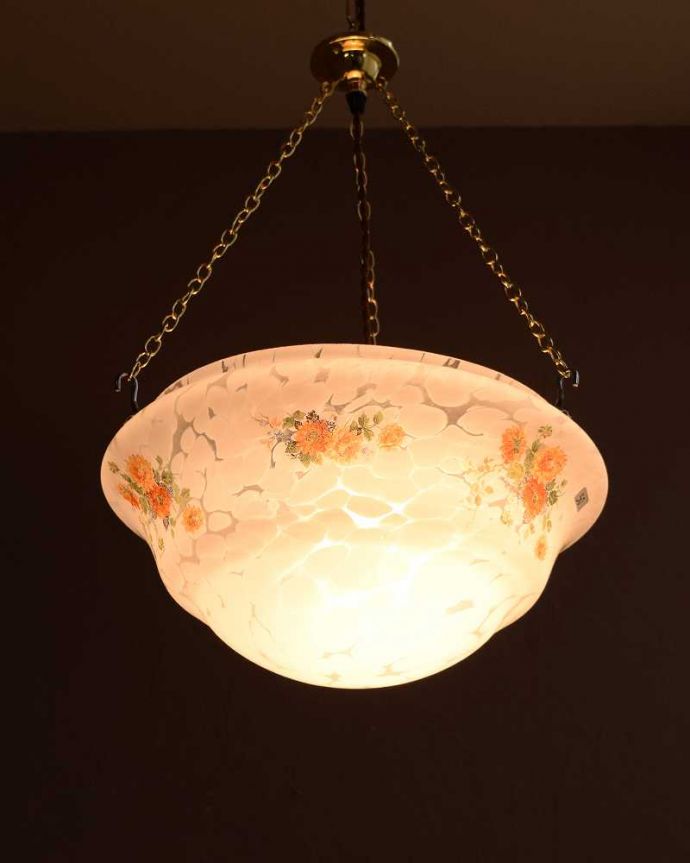 シャンデリア　照明・ライティング　ガラスの模様が浮かびあがるアンティークハンギングボウル（E26球付）。。(k-3927-z)