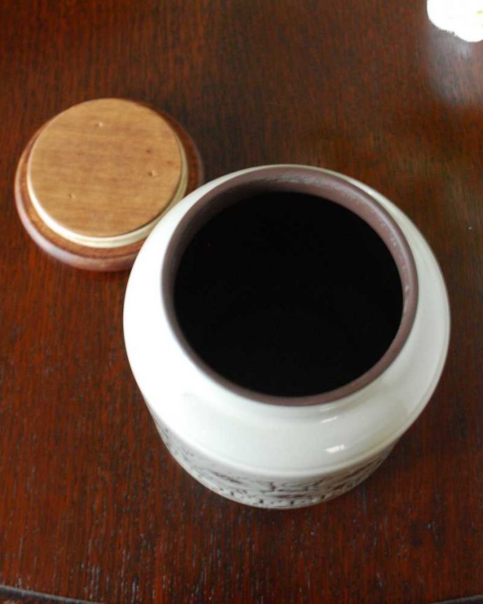 Hornsea(ホーンジー) アンティーク雑貨 イギリスのビンテージ陶器、HORNSEA(ホーンジー)社のコーンローズジャー「COFFEE」。上から見るとこんな感じです状態のいいものだけを選んでいますが、アンティークなので気密性はありません。(k-3964-z)