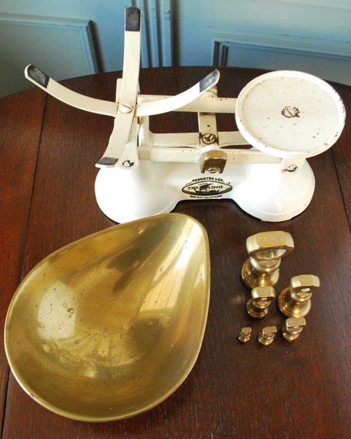 アンティーク その他の雑貨　アンティーク雑貨　イギリスのF.J.THORNTON社のアンティーク　スケール（THE VIKING）。キレイに磨きましたアンティークなので多少のキズ・汚れがありますがキレイに磨きました。(k-3974-z)
