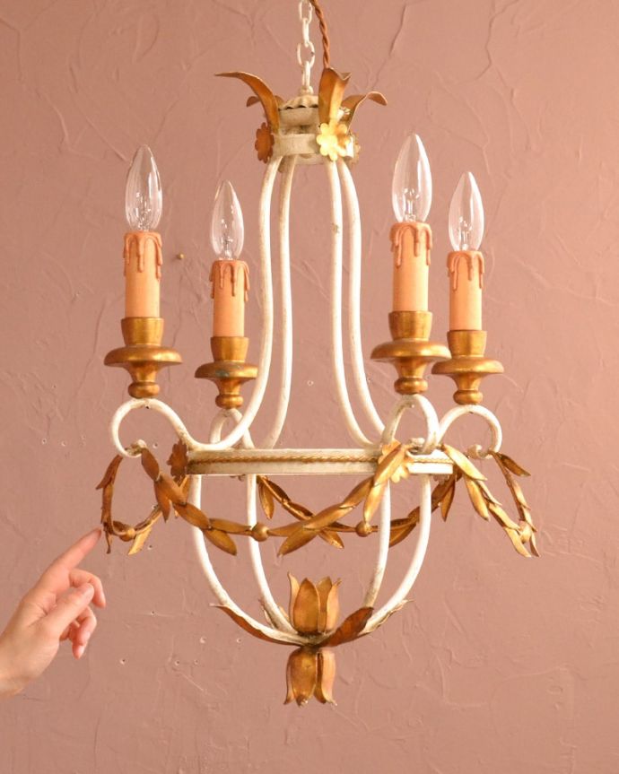 アンティークのシャンデリア