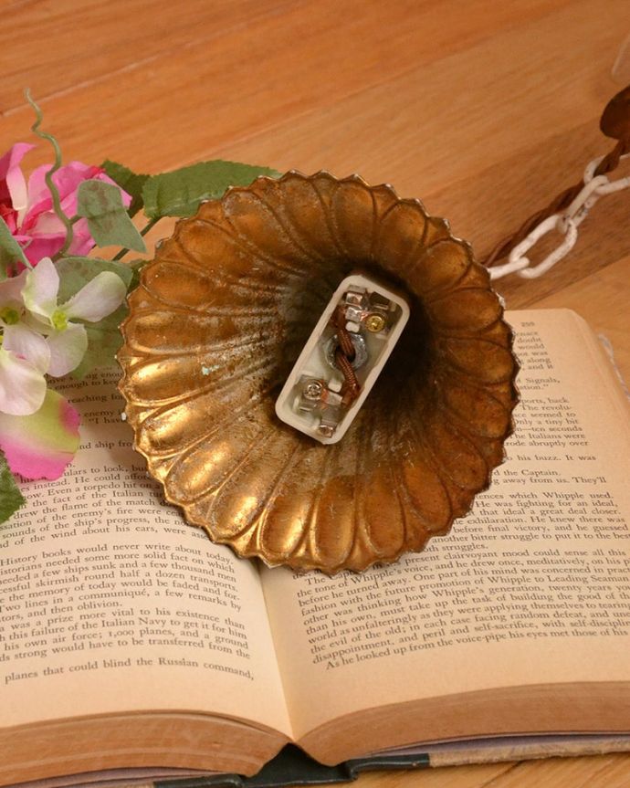 引っ掛けタイプの照明器具