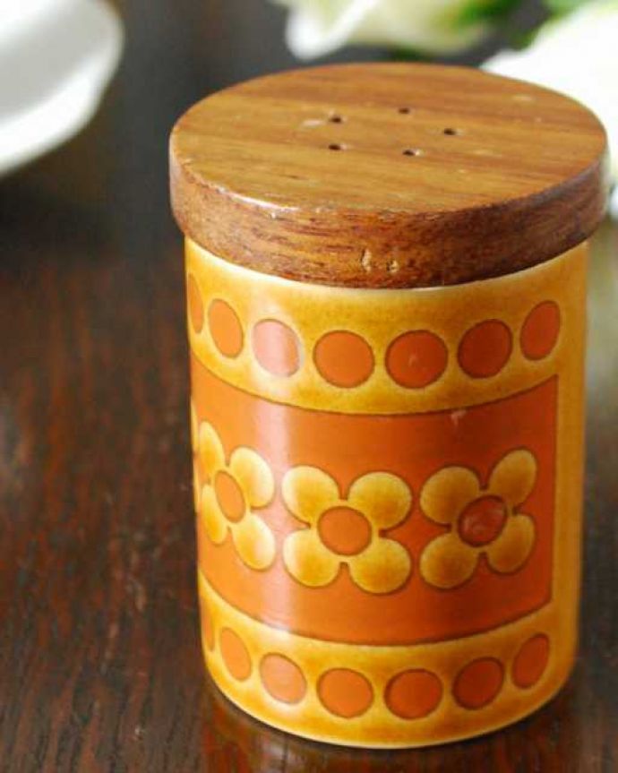 ホーンジーの陶器SAFFRON(サフラン)