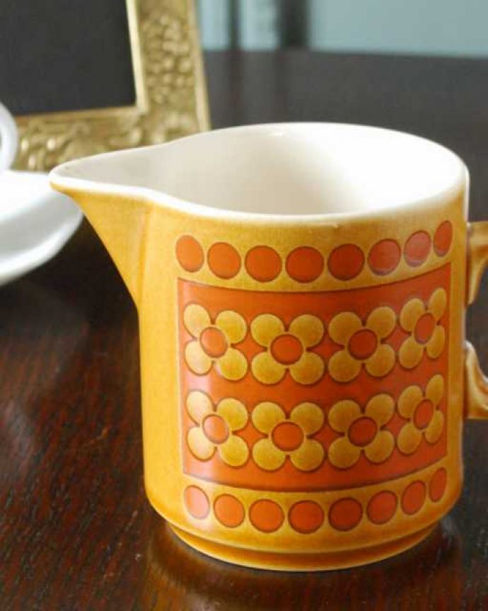 ホーンジーの陶器SAFFRON(サフラン)