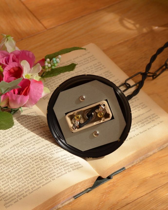 引っ掛けタイプの照明器具