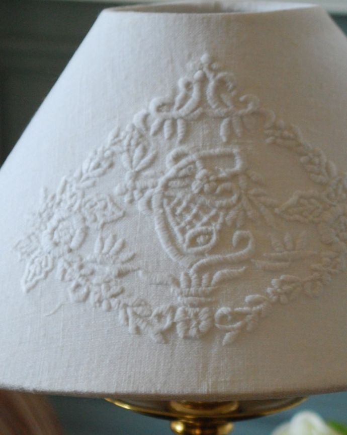 スタンドライト　照明・ライティング　アンティーク テーブルランプ　(k-4233-z)