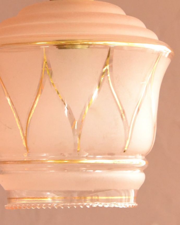 ペンダントライト　照明・ライティング　アンティーク シェード　。(k-4236-z)