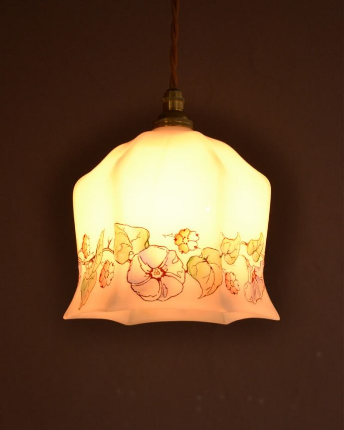 ペンダントライト　照明・ライティング　アンティーク シェード　。(k-4237-z)