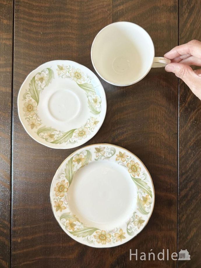 英国アンティークのおしゃれな食器