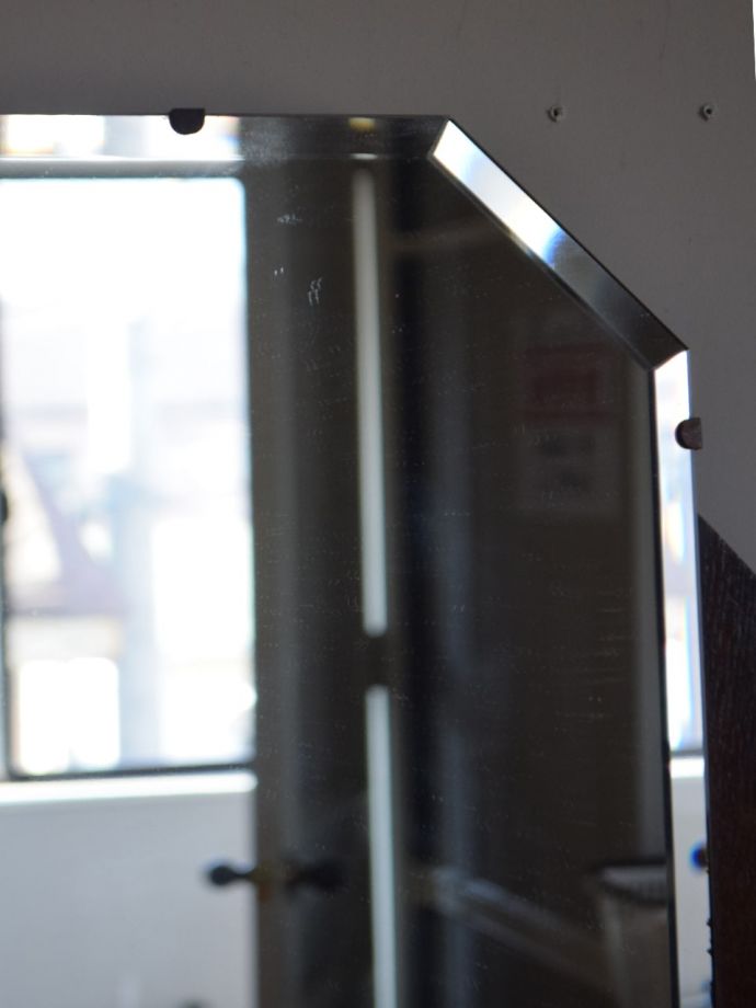 英国アンティークの美しい鏡