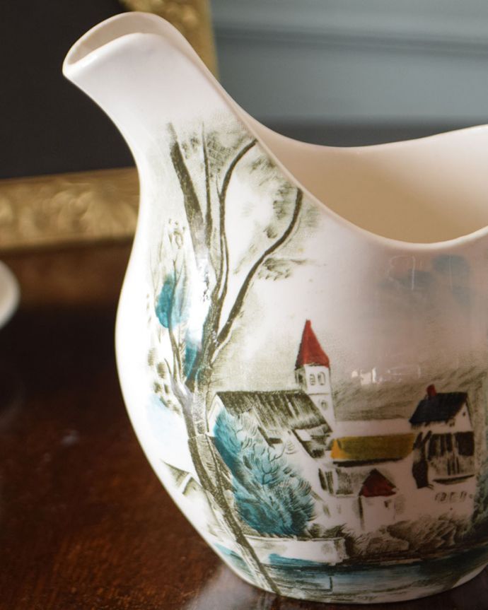 アンティークのジャグ