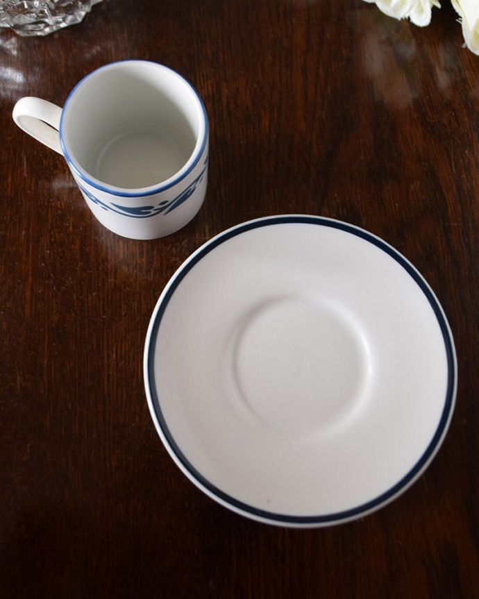 英国アンティークのおしゃれな食器