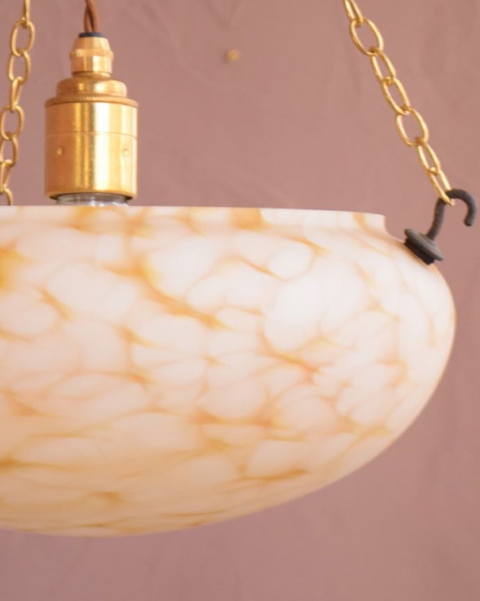 シャンデリア　照明・ライティング　アンティーク ハンギングボウル　アンティークらしいデザイン日本では見かけることがないハンギングボウルは、まさに欧州らしい照明器具。(k-4451-z)