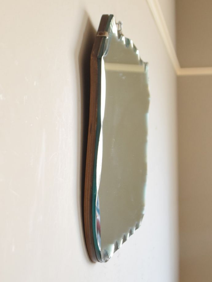 アンティークミラーの側面