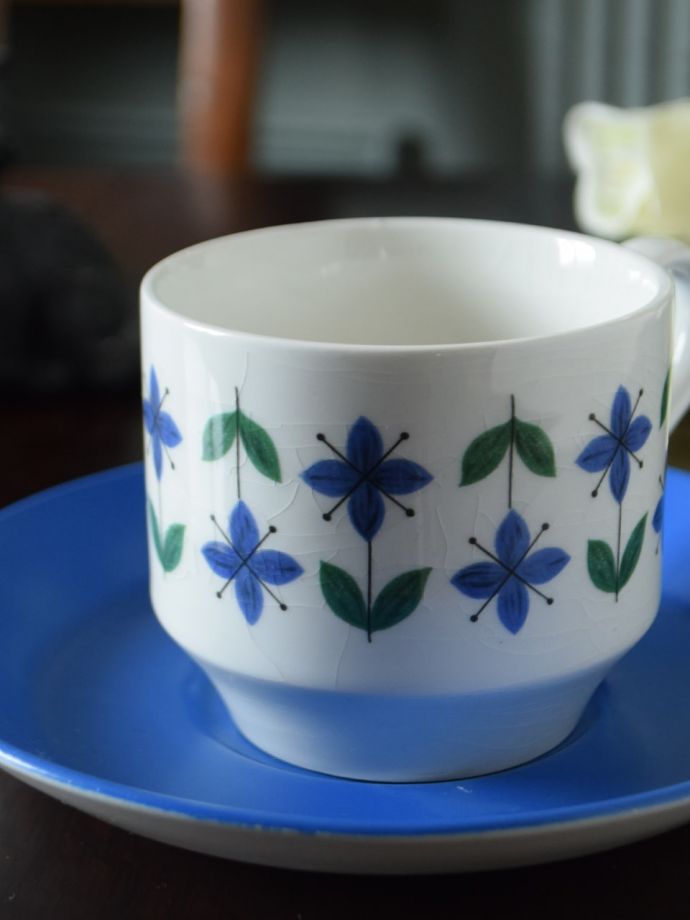 ミッドウィンターのローゼルのカップ＆ソーサー