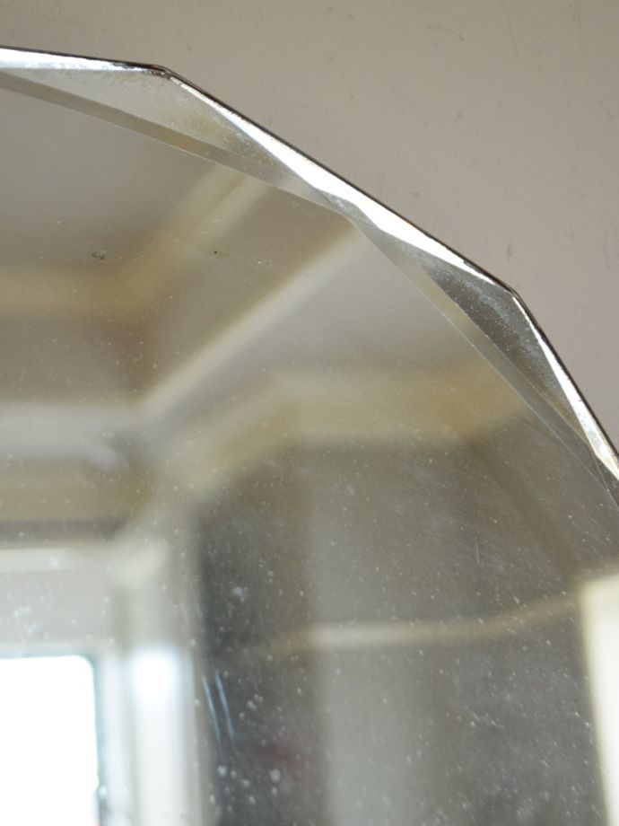 英国アンティークの美しい鏡