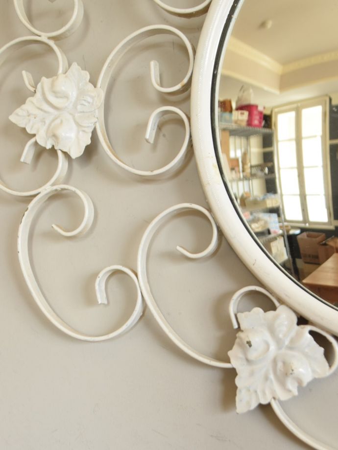 イギリスから届いたアンティークのおしゃれな鏡、凸型のミラー (k-4536