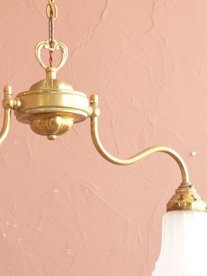 アンティークのシャンデリア