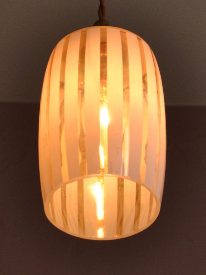 アンティーク照明の美しい灯り