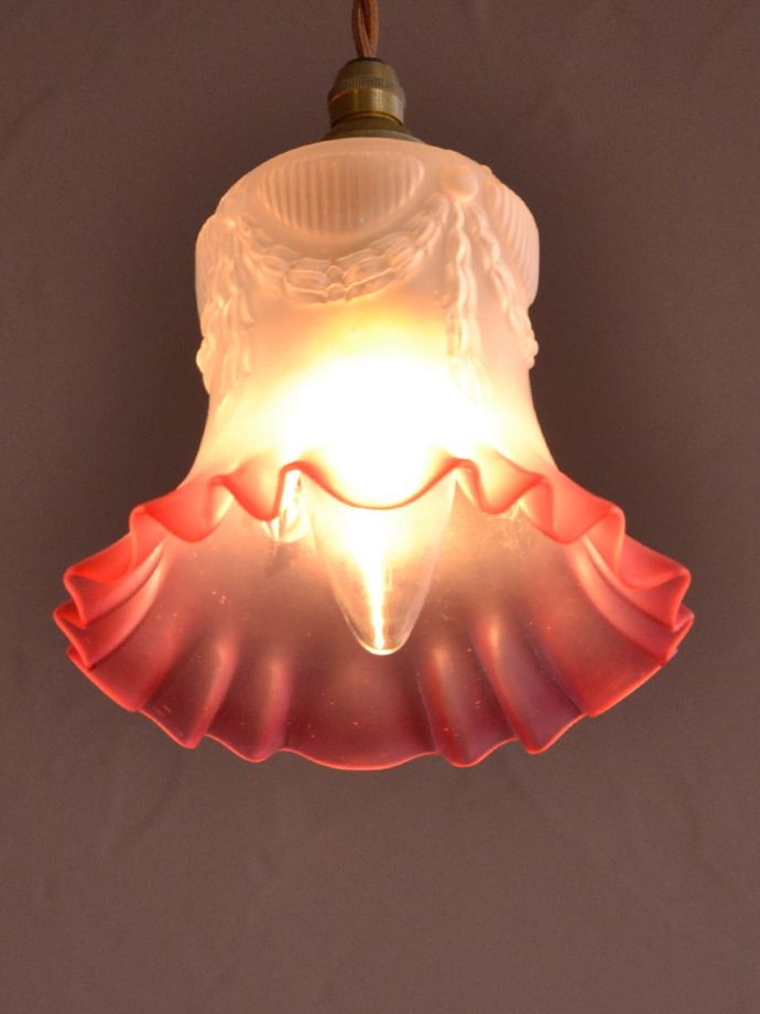 アンティーク照明の美しい灯り