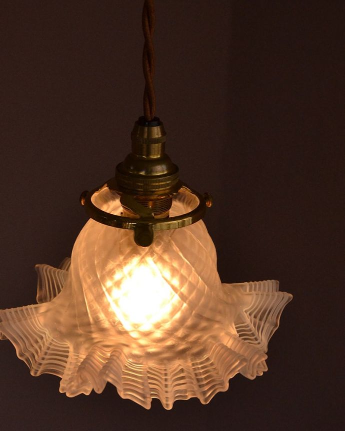 アンティークのガラスシェード