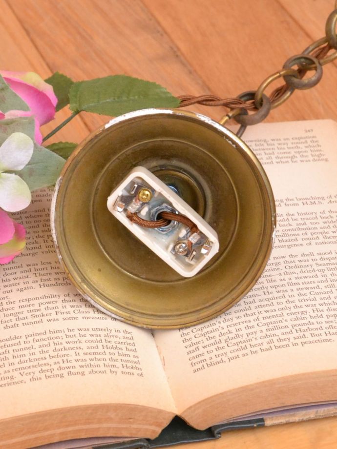 引っ掛けタイプの照明器具