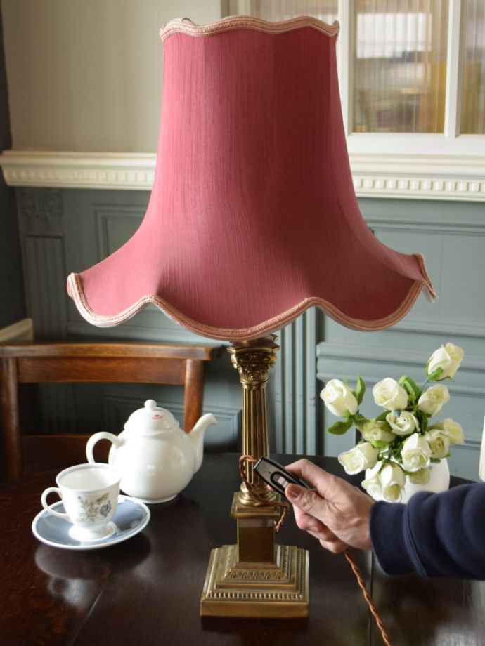 テーブルランプのスイッチ