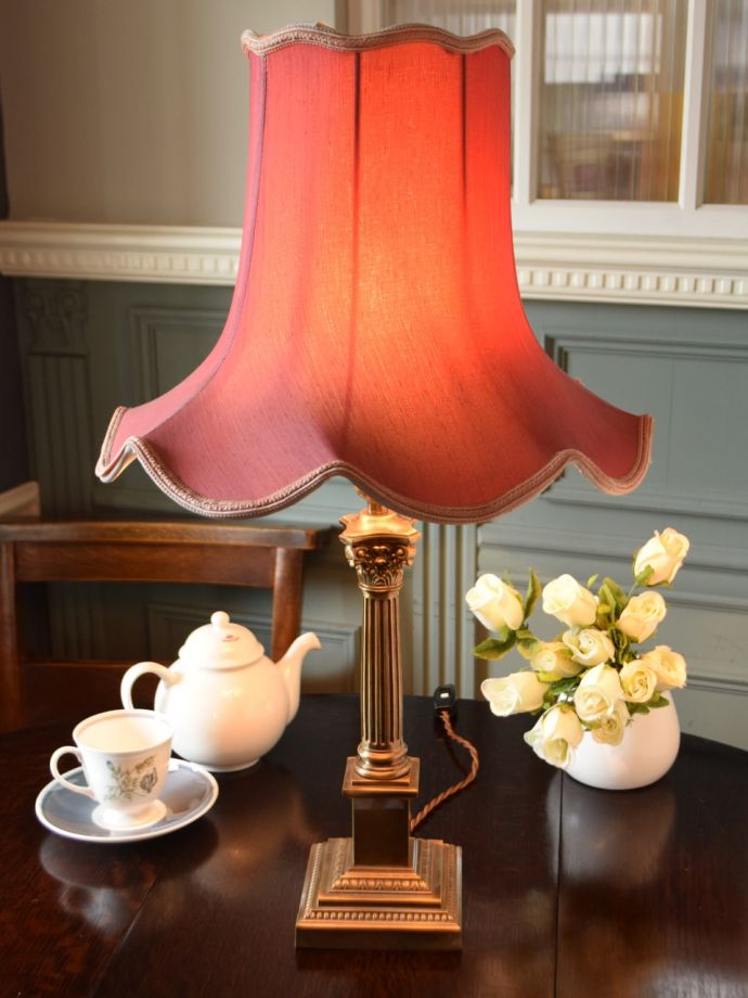 アンティークの照明、テーブルランプ