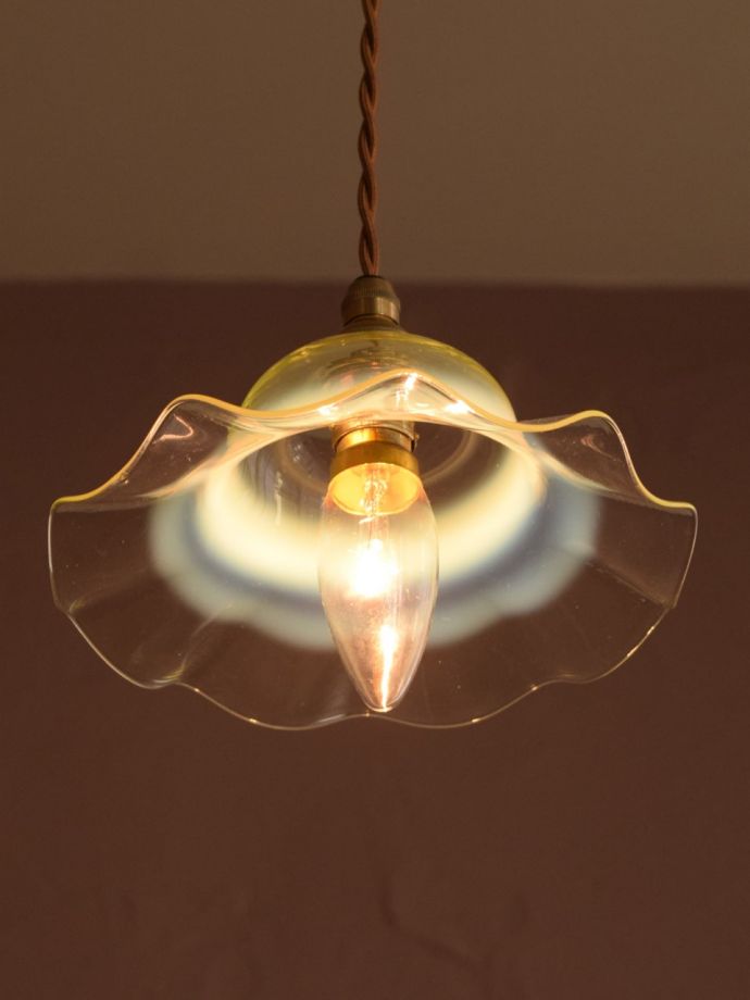 アンティーク照明の美しい灯り