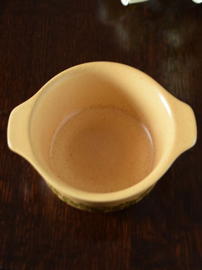 英国アンティークのおしゃれな食器