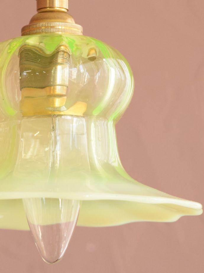 アンティークガラスのシェード