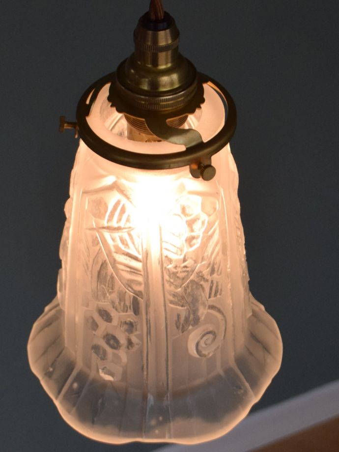 アンティークのガラスシェード