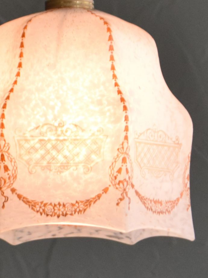 ペンダントライトのシェード