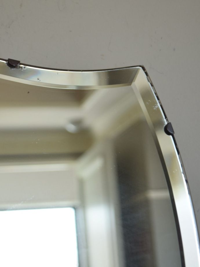 英国アンティークの美しい鏡