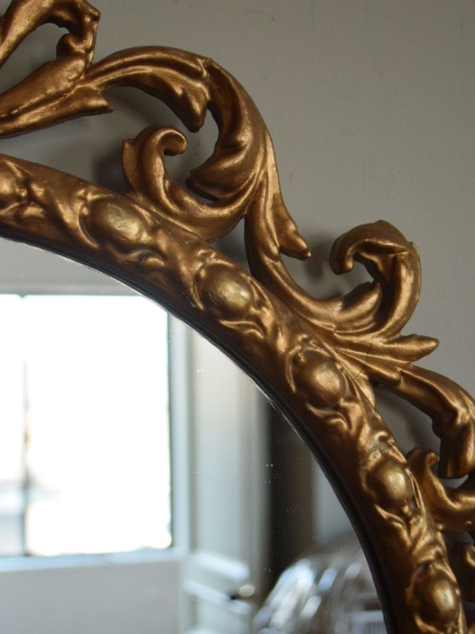 アンティークのおしゃれなミラー