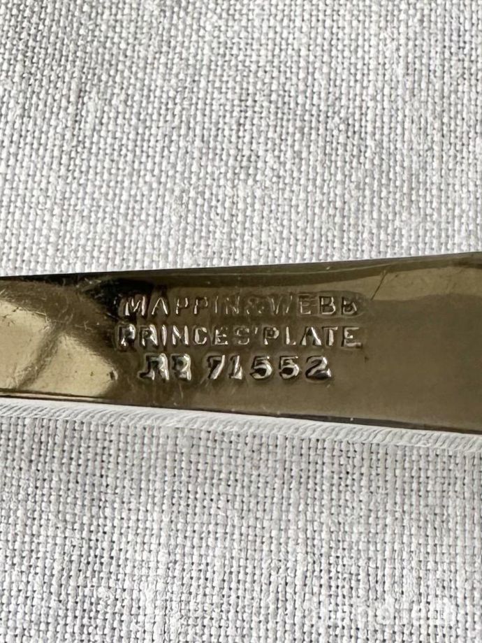 アンティークのシルバープレート