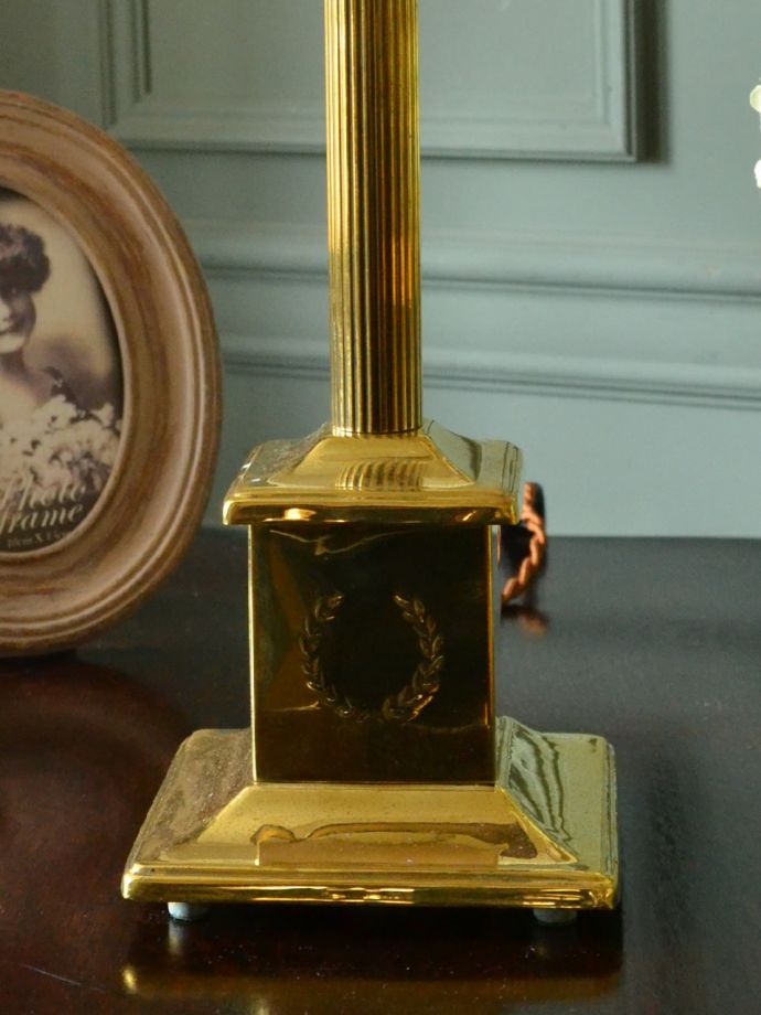 テーブルランプの装飾