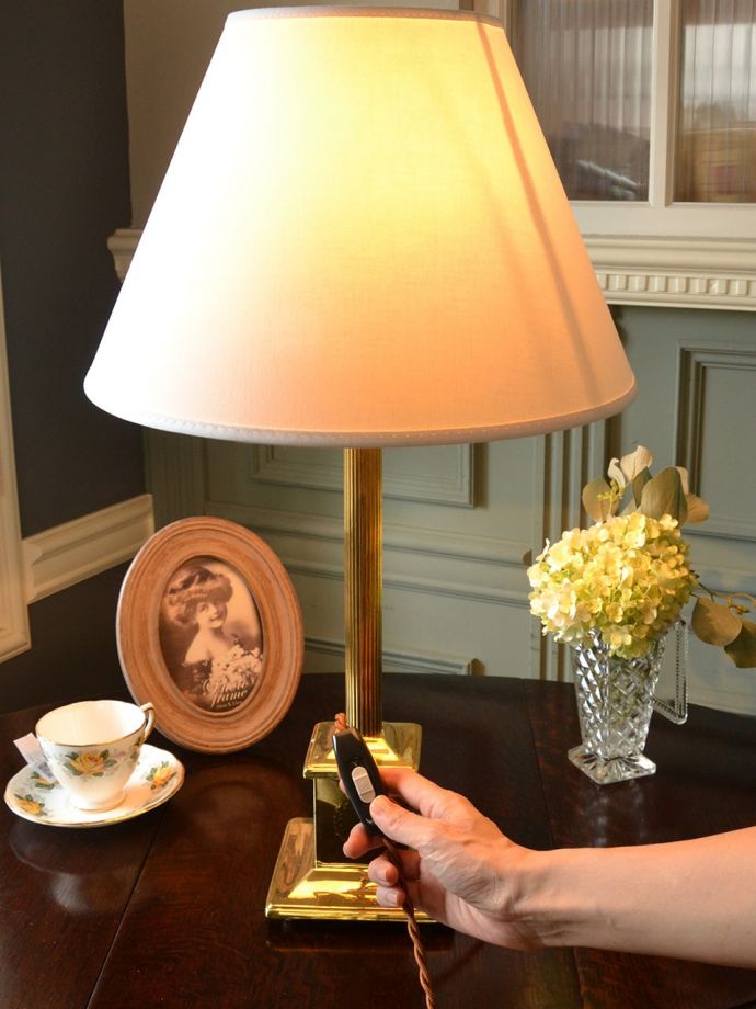 テーブルランプのスイッチ