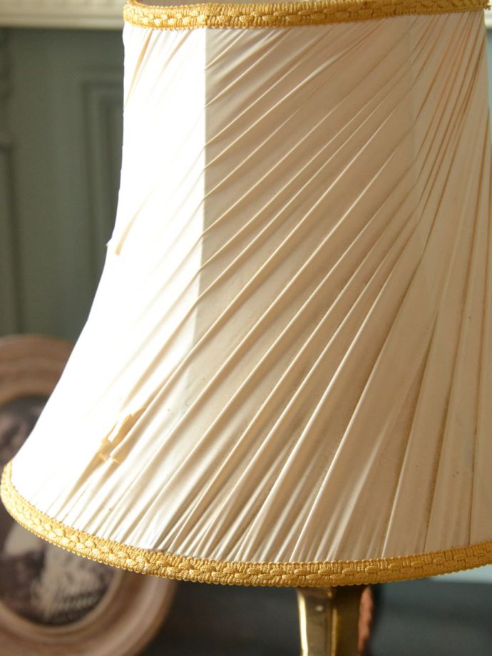 テーブルランプのオリジナルシェード