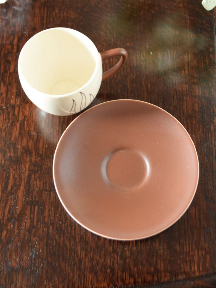 英国のアンティーク陶磁器、カールトンウェア（Carlton Ware）の