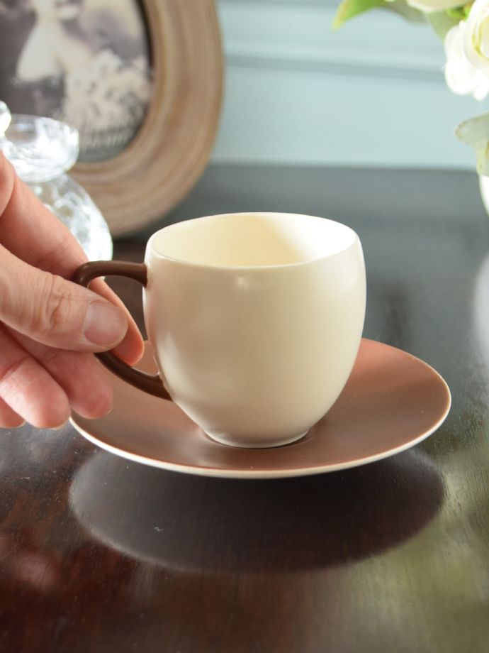 英国のアンティーク陶磁器、カールトンウェア（Carlton Ware）の