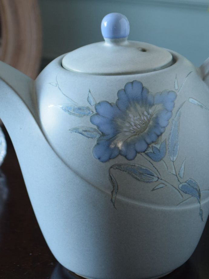 デンビーのビンテージティーポット