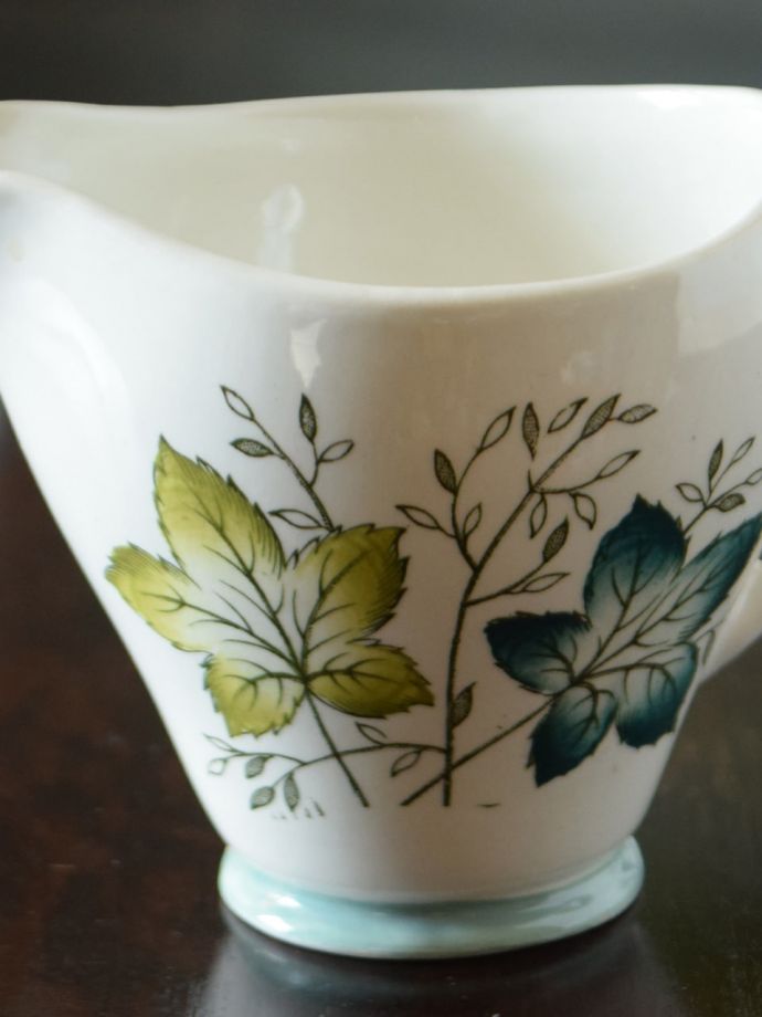 英国バーレイ社のミルクピッチャー